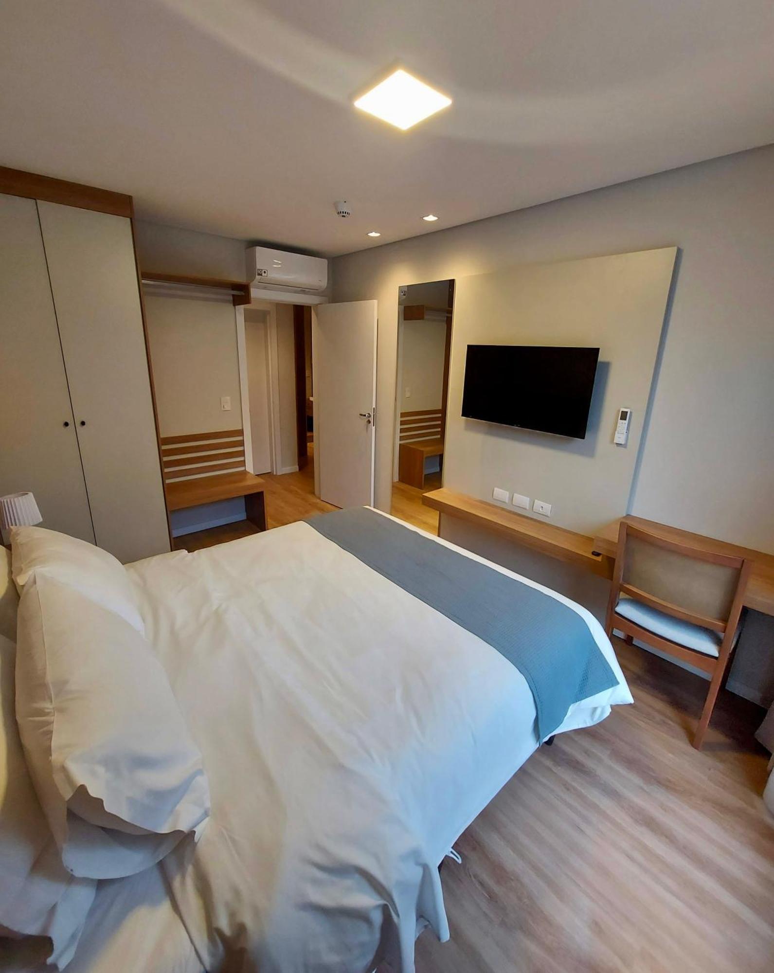 Lindo Flat No Serra Class Com Piscina E Sauna Canela